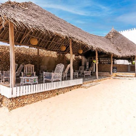 Отель Jumbo Club Ватаму Экстерьер фото