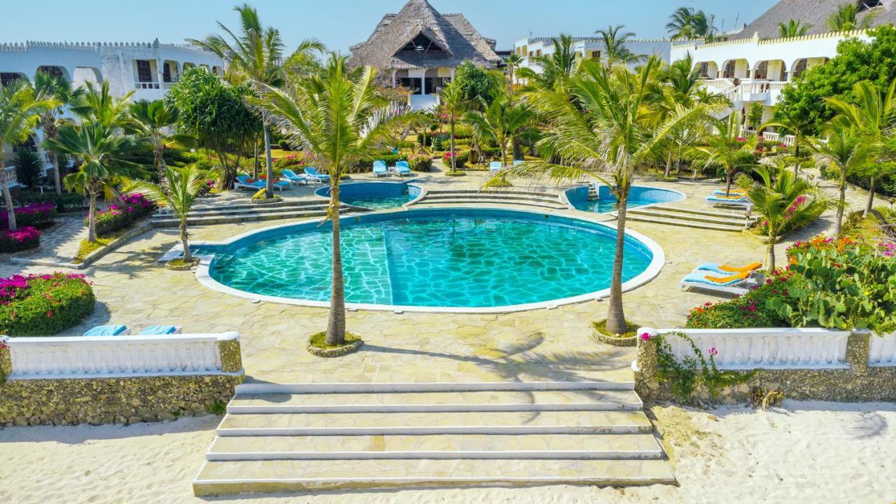 Отель Jumbo Club Ватаму Экстерьер фото